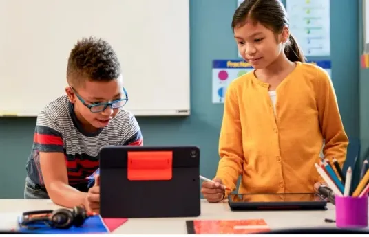 logitech education Für Schulen entwickelt